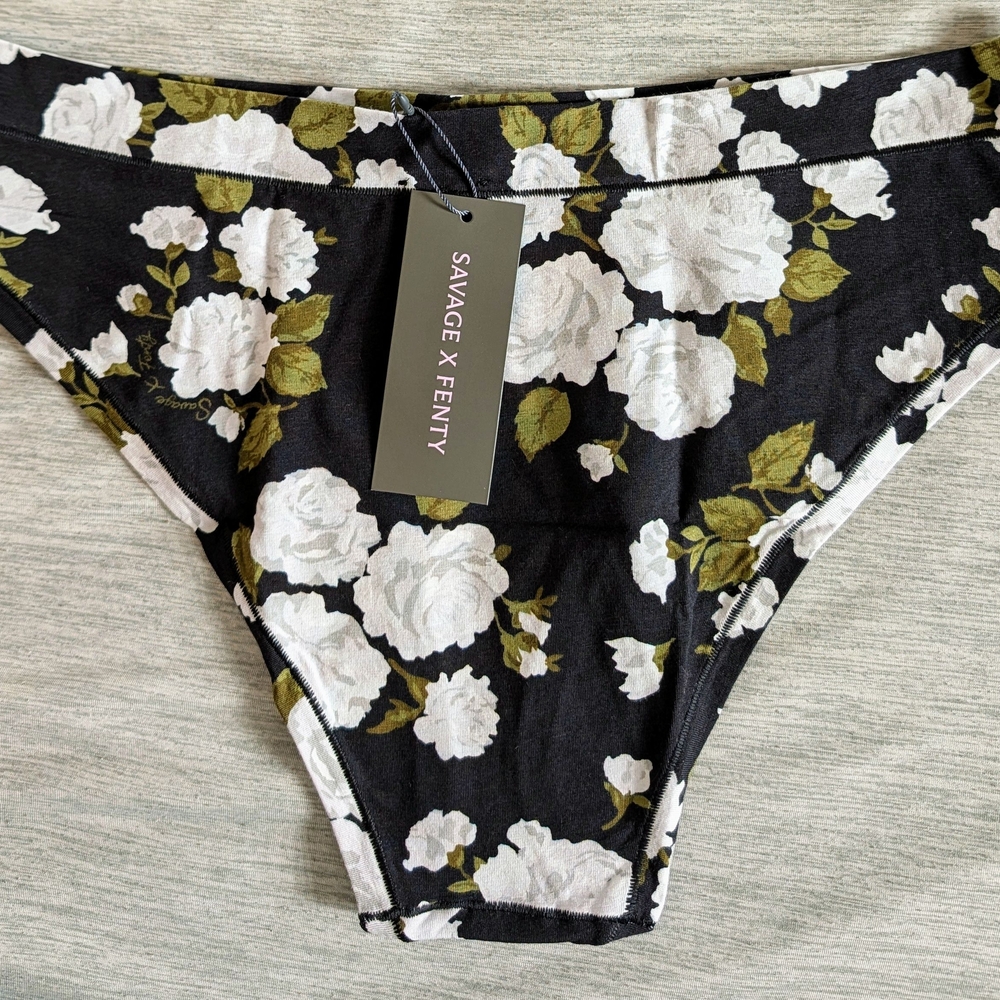 Savage X Fenty Black Floral Print Panty - Picture 2 of 7